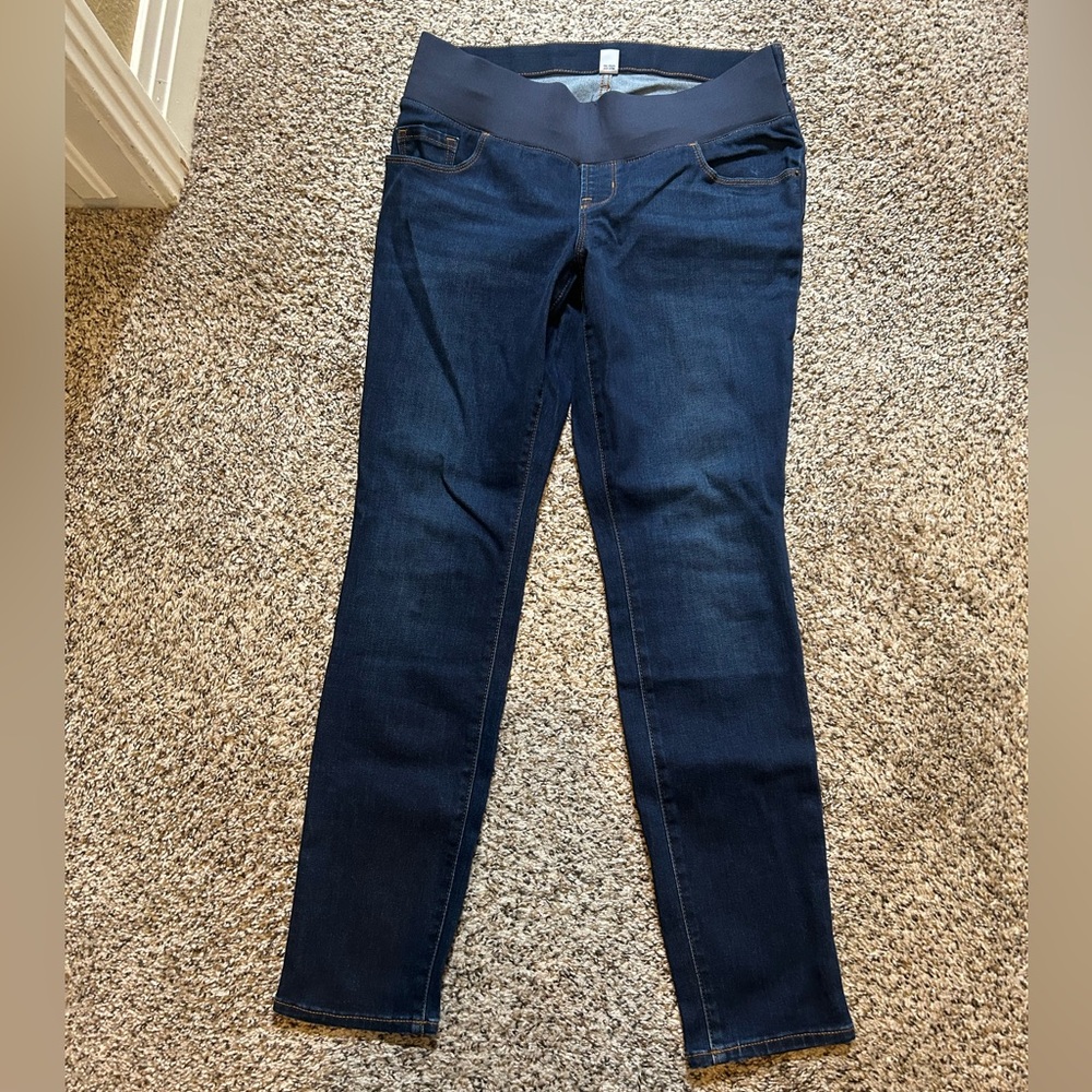 Old Navy Maternity Low Front Panel Skinny Jeans.